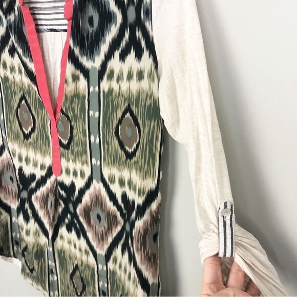 ANTHROPOLOGIE | TINY Sima Ikat Print Long Tab Sleeve Top Women’s Size X-Small - Picture 3 of 10